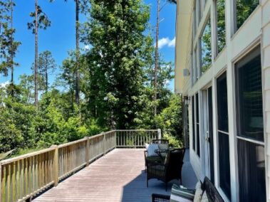 Large boathouse with power